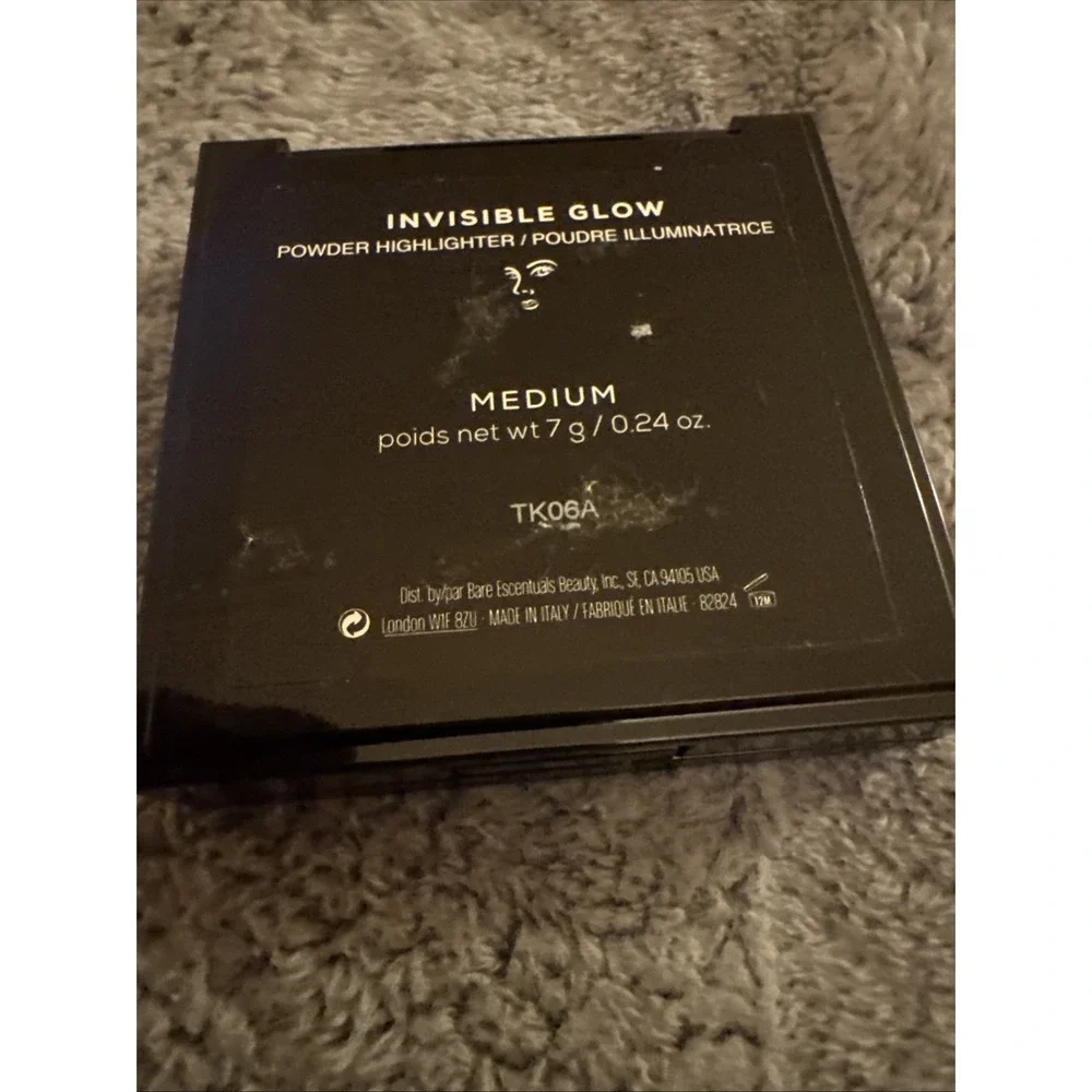bareMinerals Invisible Glow MEDIUM Powder Highlighter .24 oz./7g Discontinued